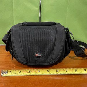 Lowepro edit 110 camera bag